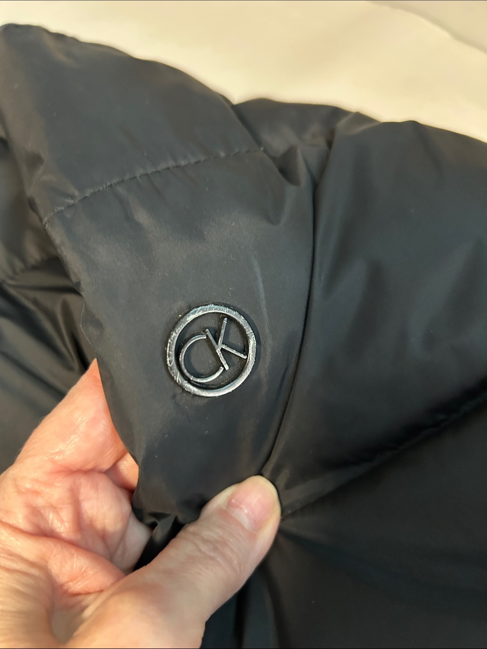 Calvin Klein Men’s Puffer Jacket - Picture 11 of 13